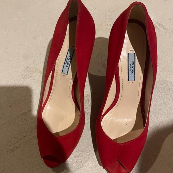 Prada shoes - Picture 4 of 4